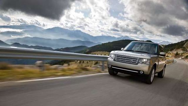 STEPHEN CURRY-RANGE ROVER SUPERCHARGED LWB-640