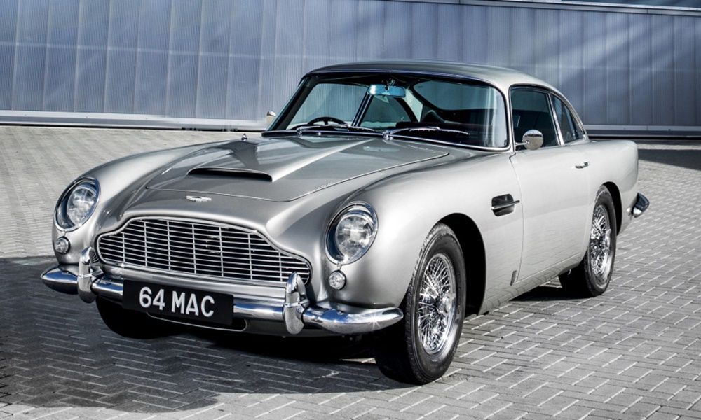 Aston Martin DB5/Mini: Δημοπρατήθηκαν τα πρώην αυτοκίνητα των Beatles ...