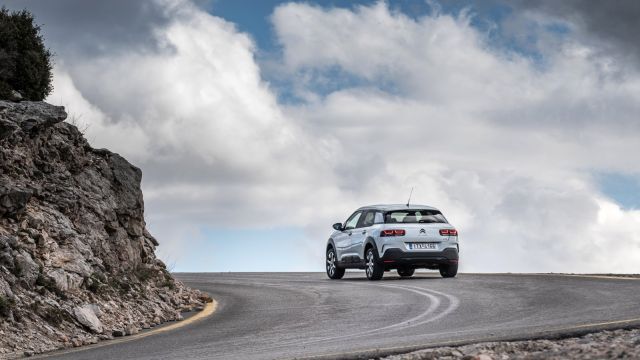 citroen-c4-cactus-2018-b640