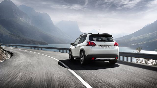 Peugeot-2008-i640