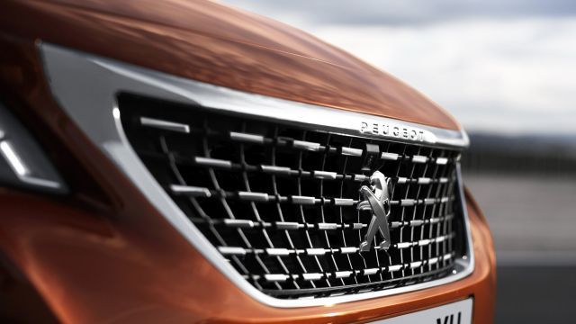 Peugeot-3008-2017-d640