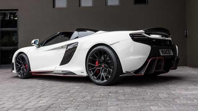 Mclaren-650s-spider-race-south-africa-tuning-tsiro-640