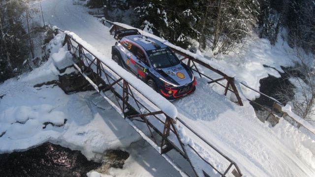 neuville-swe18-rbpool-c640