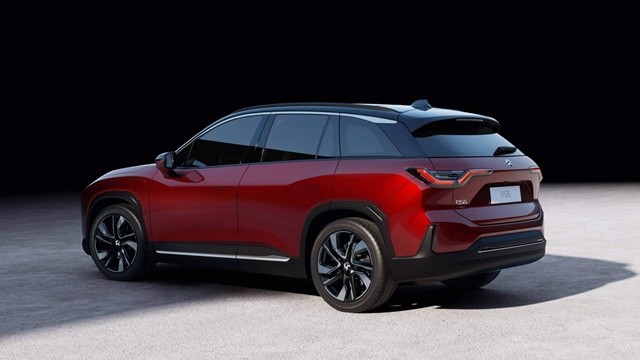 Nio-es6-electric-suv-tsiro-640