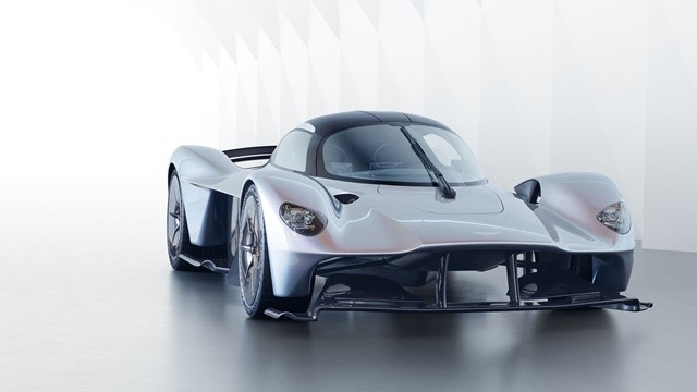 941ab59f-aston-martin-valkyrie-04-chariatis-640