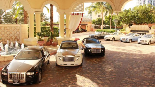 Penthouse-miami-rolls-royce-640