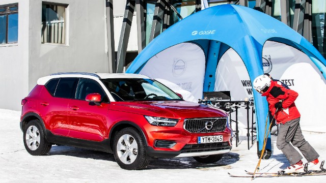 VolvoXC40b