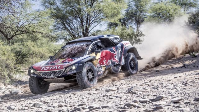 Dakar18-ss1-sainz-rbpool-b640