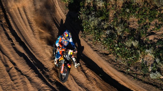 Dakar18-ss1-walkner-rbpool-a640