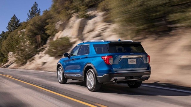 Ford-explorer-2020-tsiro-640