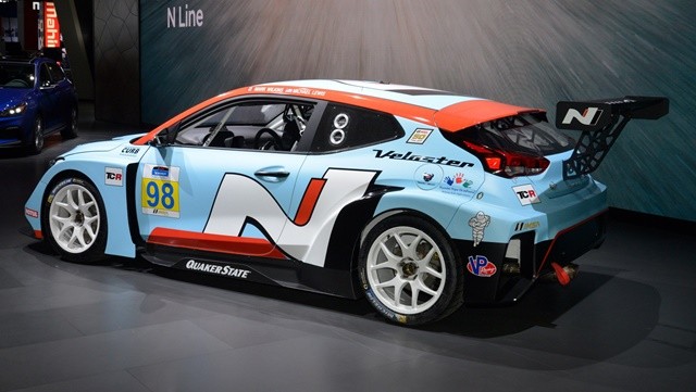 Hyundai-veloster-n-tcr-tsiro-640