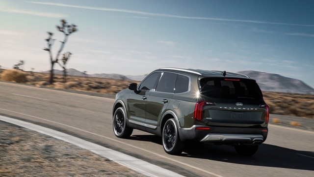 kia_telluride_52-chariatis-640