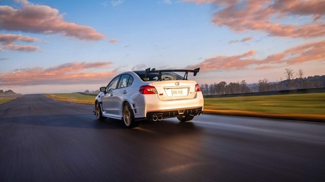 Subaru-sti-s209-tsiro-640