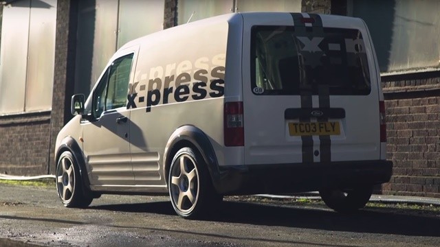 Ford-transit-connect-focus-rs-engine-tsiro-640