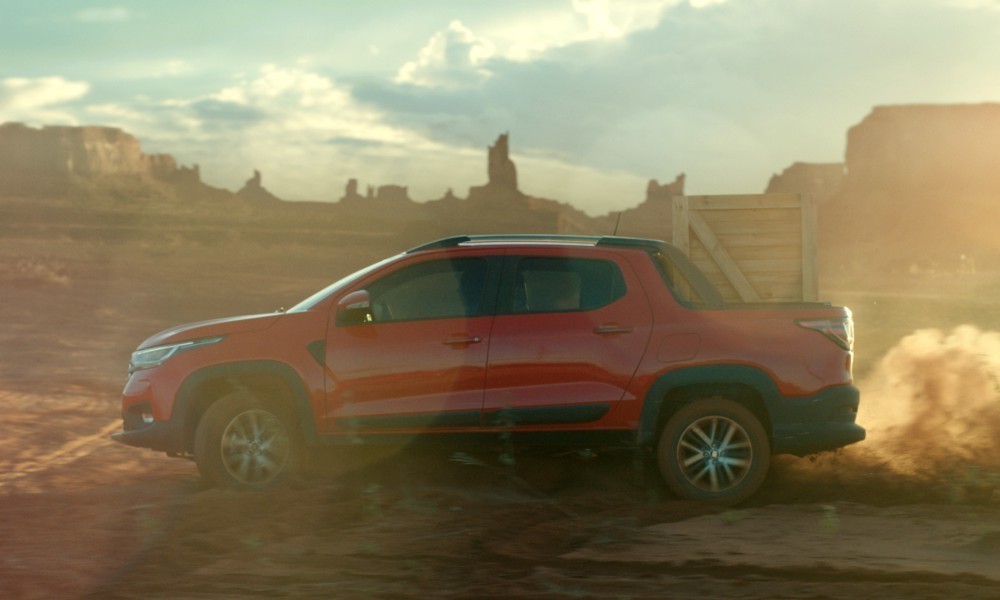 Fiat_Strada_Elvis1