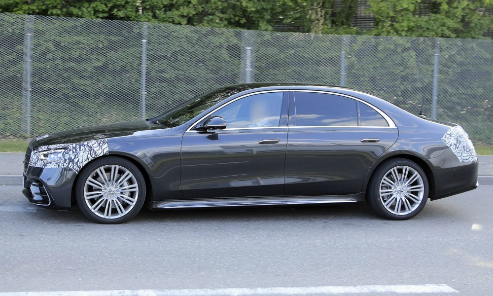 Mercedes_SClass1