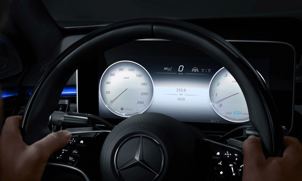 Mercedes_SClass4
