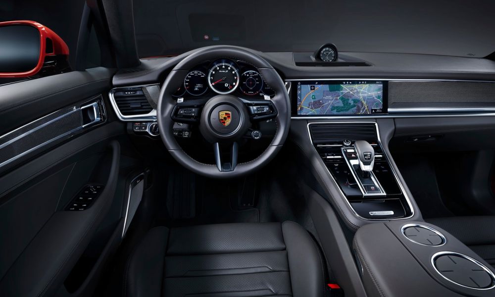 Porsche-Panamera_Turbo_S-2021-b1000x600