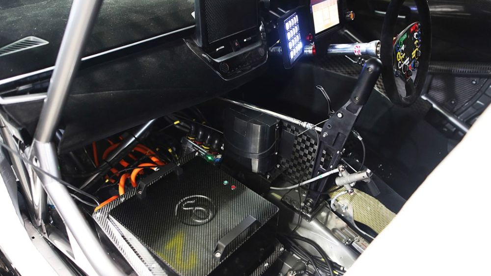 cosworth-btcc2022-hybrid-kit-test-e1000x563