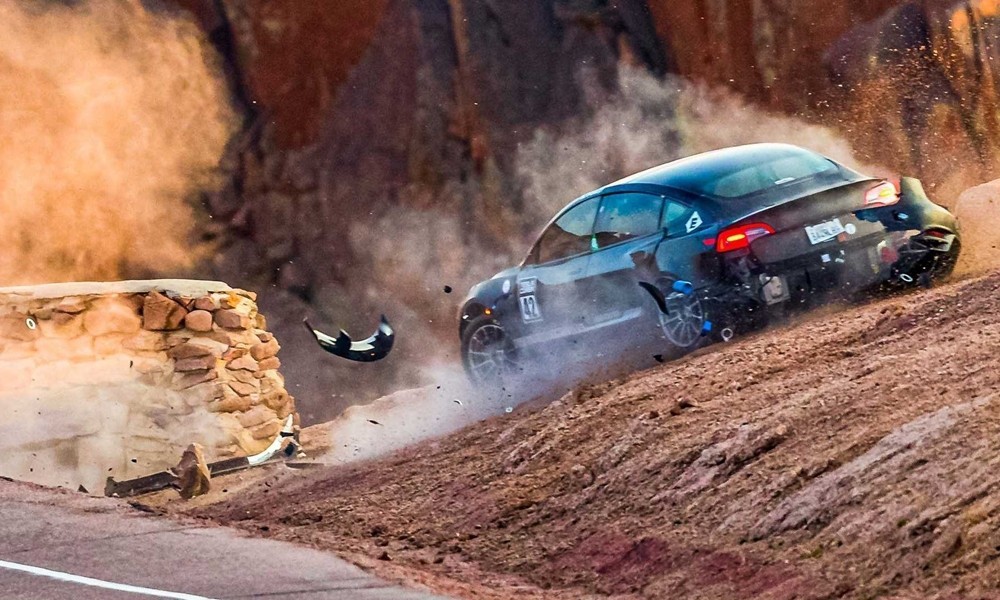tesla model 3 pikes peak crash