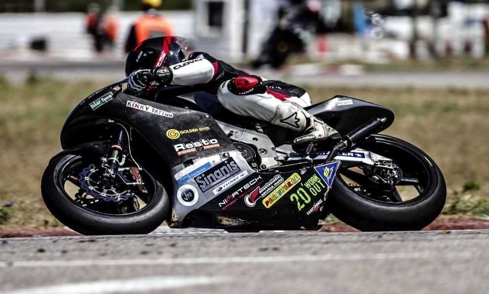 HSBK2020_R2_Racing_Kitsos1000x600