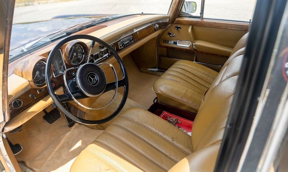 Mercedes 600 Pullman