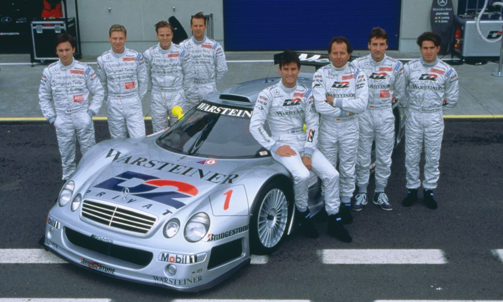 Mercedes-Benz-FIA-GT-98-team-and-CLK-GTR1000x600