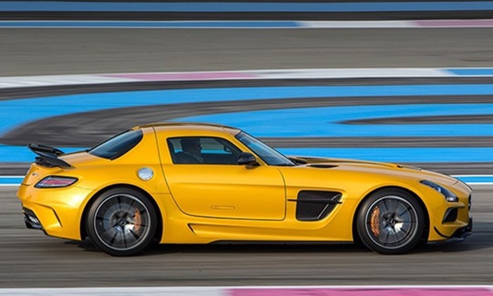 mercedes-amg-sls-rendering
