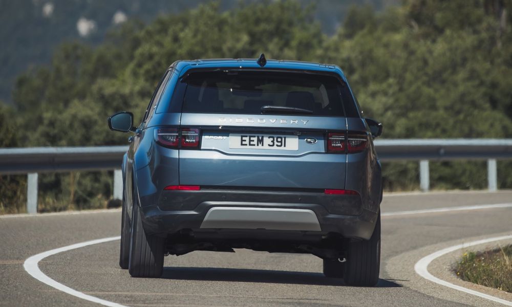 Land-Rover-Discovery-Sport-2020-e1000x600