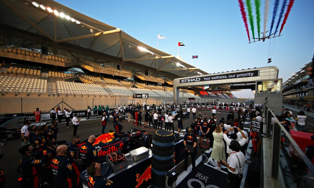 abudhabi21-rbpool-grid-a1000x600