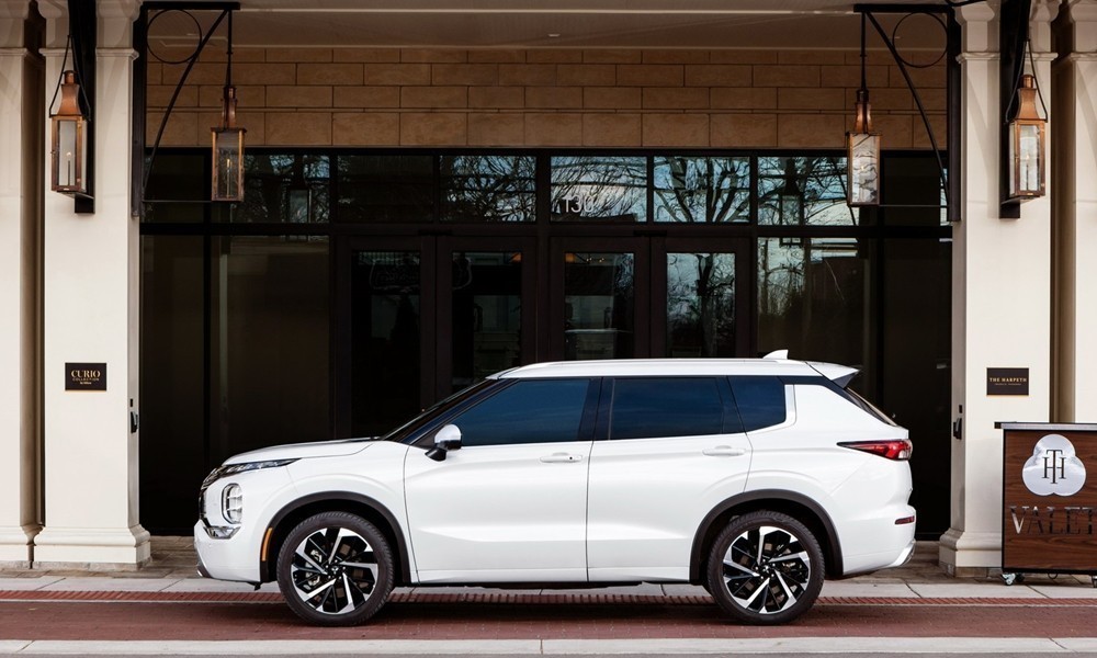 Mitsubishi Outlander 2021