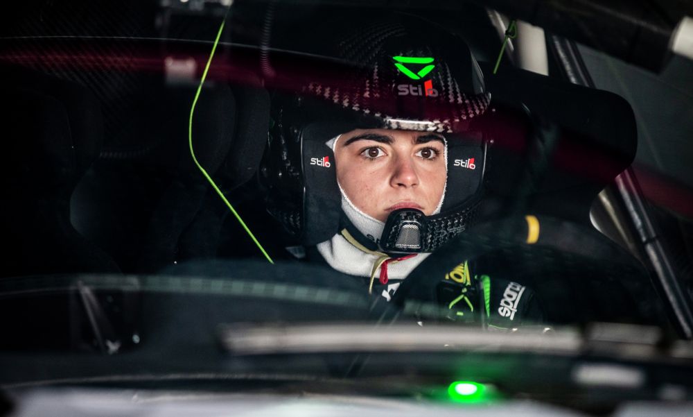 Jamie-Chadwick-VeloceRacing-a1000x600