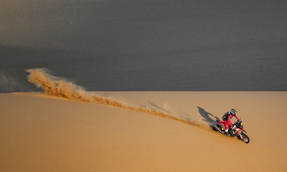 Benavides-dakar21-f1000x600