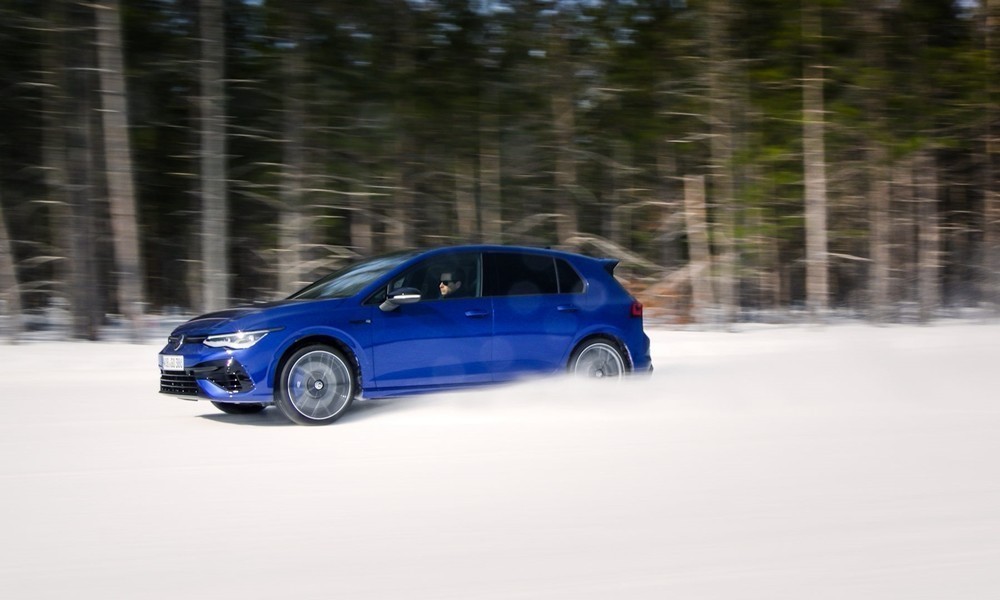 vw id4 golf r winter