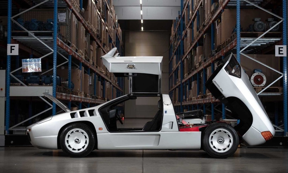 isdera imperator 108i
