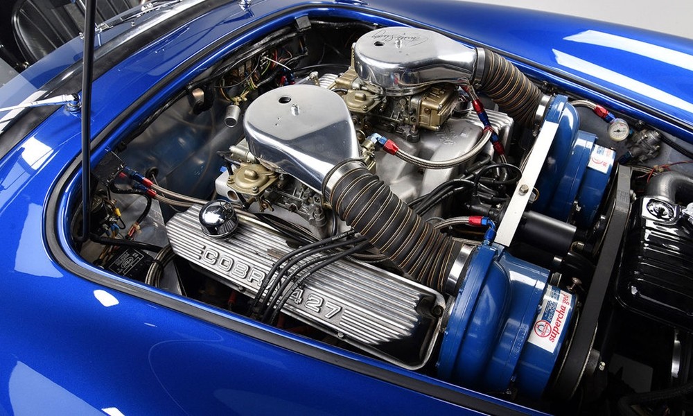 Carroll Shelbys Cobra