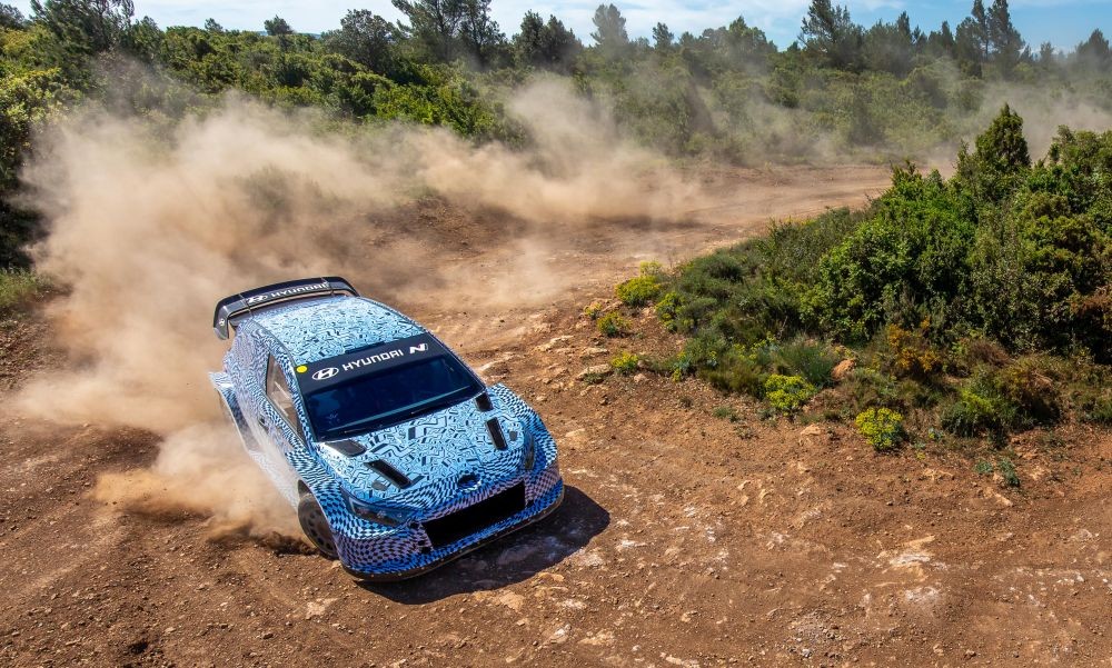 hyundai-wrc22-hybrid-first-test-a1000x600