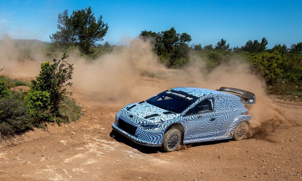 hyundai-wrc22-hybrid-first-test-b1000x600