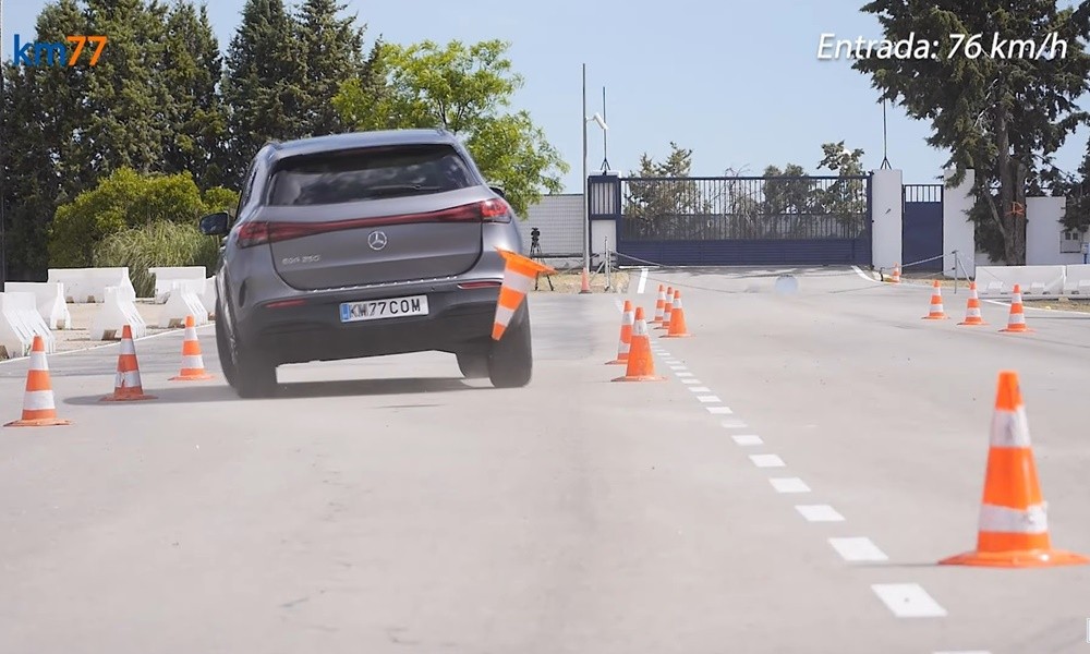mercedes benz eqa moose test