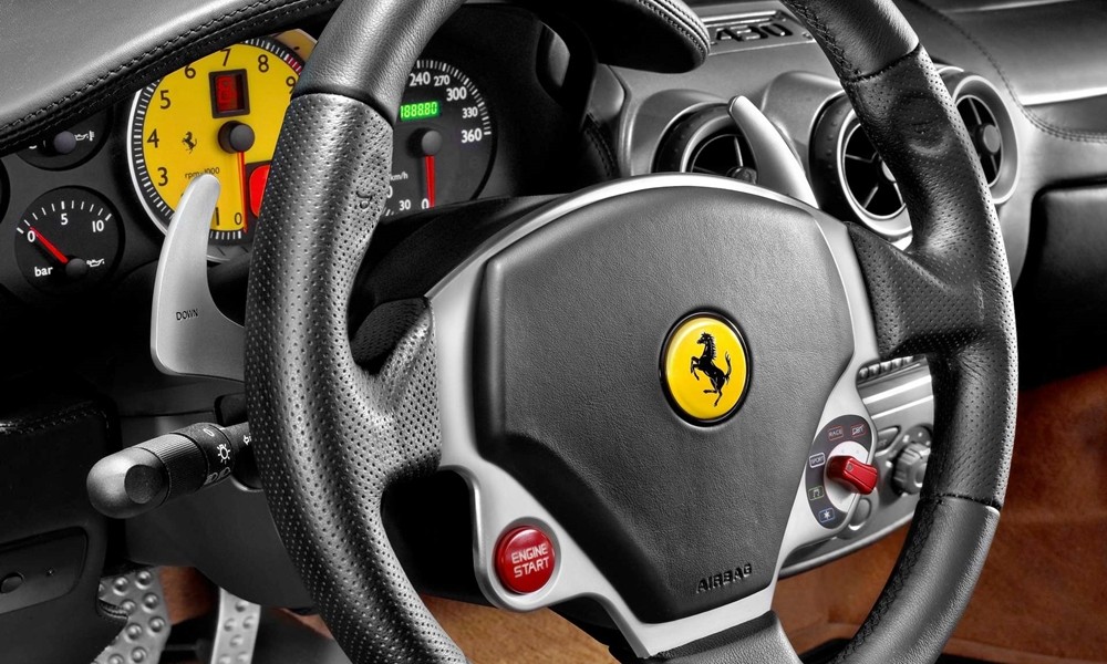 Διπλάσια τιμή στις Ferrari 360 και F430 με χειροκίνητο κιβώτιο