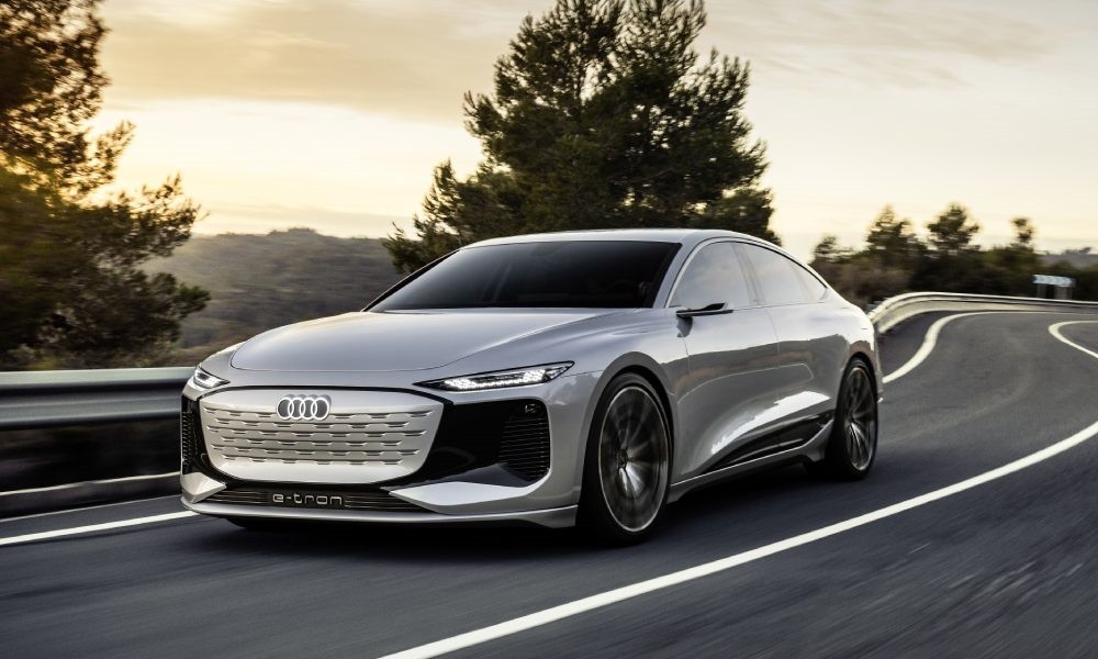 Audi e-tron face