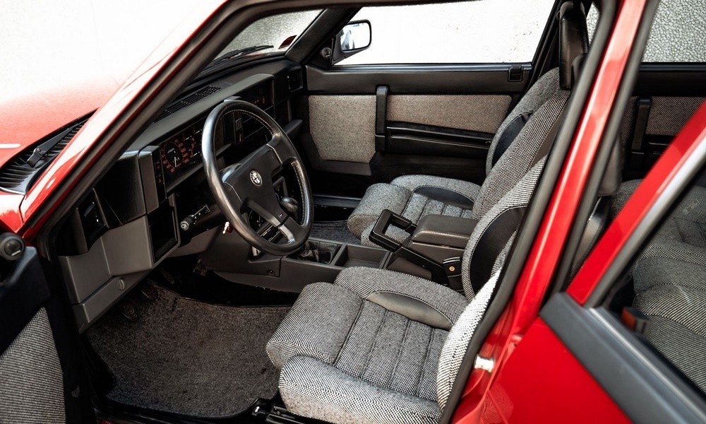 Alfa Romeo 75 Turbo Evoluzione