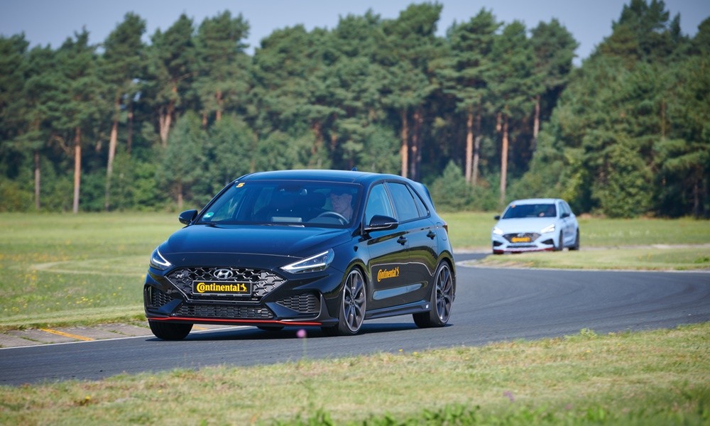 Continental SportContact7