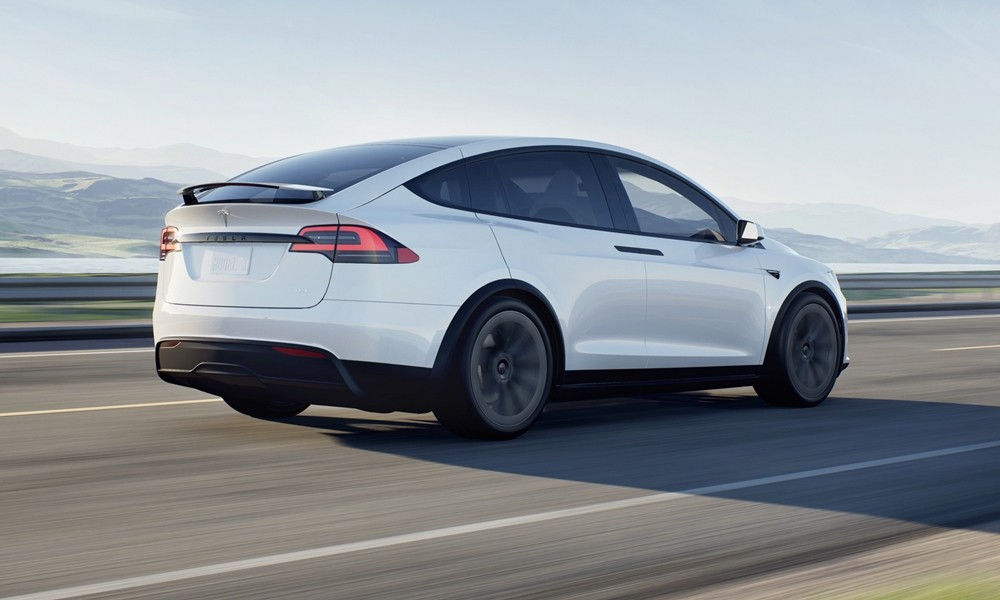 Ρεκόρ πωλήσεων για την Tesla – Νέα τεχνολογία μπαταριών