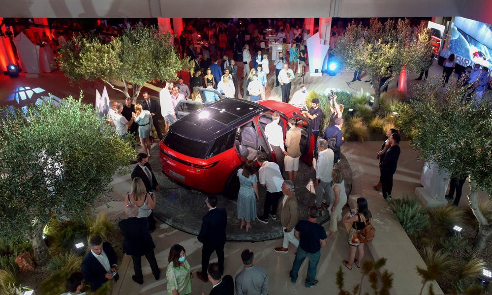 Το πιο εντυπωσιακό Range Rover Sport της ιστορίας παρουσιάστηκε στην Ελλάδα!