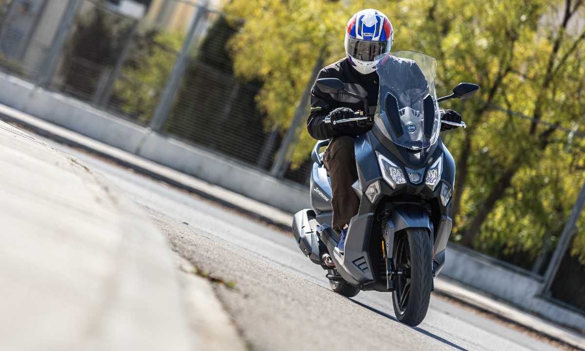 Joyride Model Δοκιμή: SYM Joyride 300 16'' - NewsAuto.gr