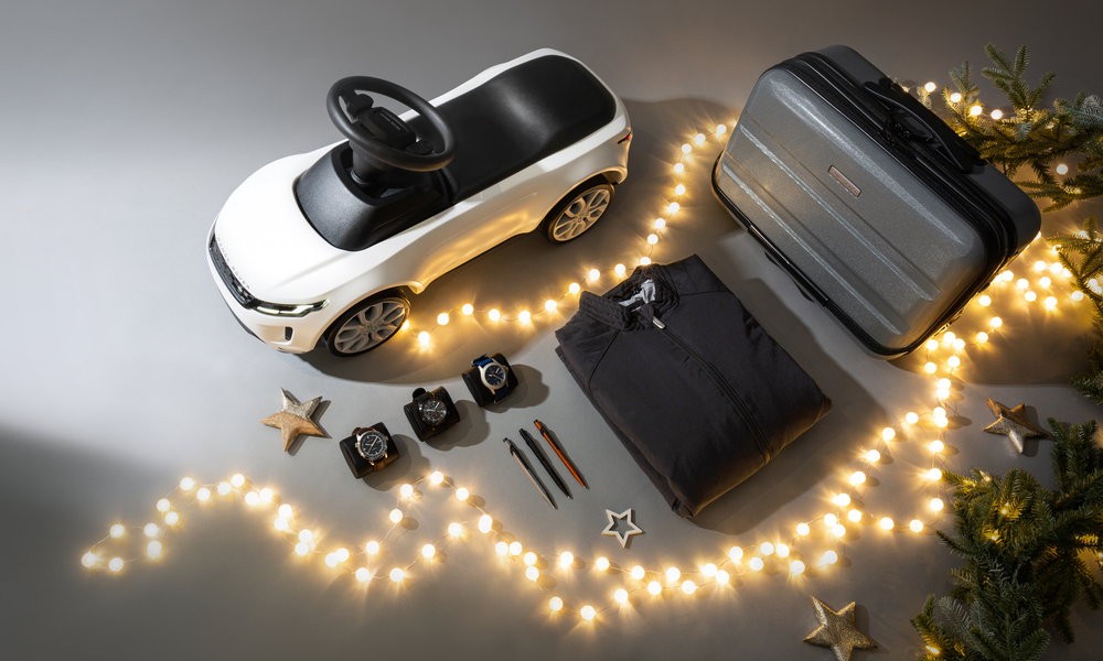 231218115201_JLR CHRISTMAS GIFTS