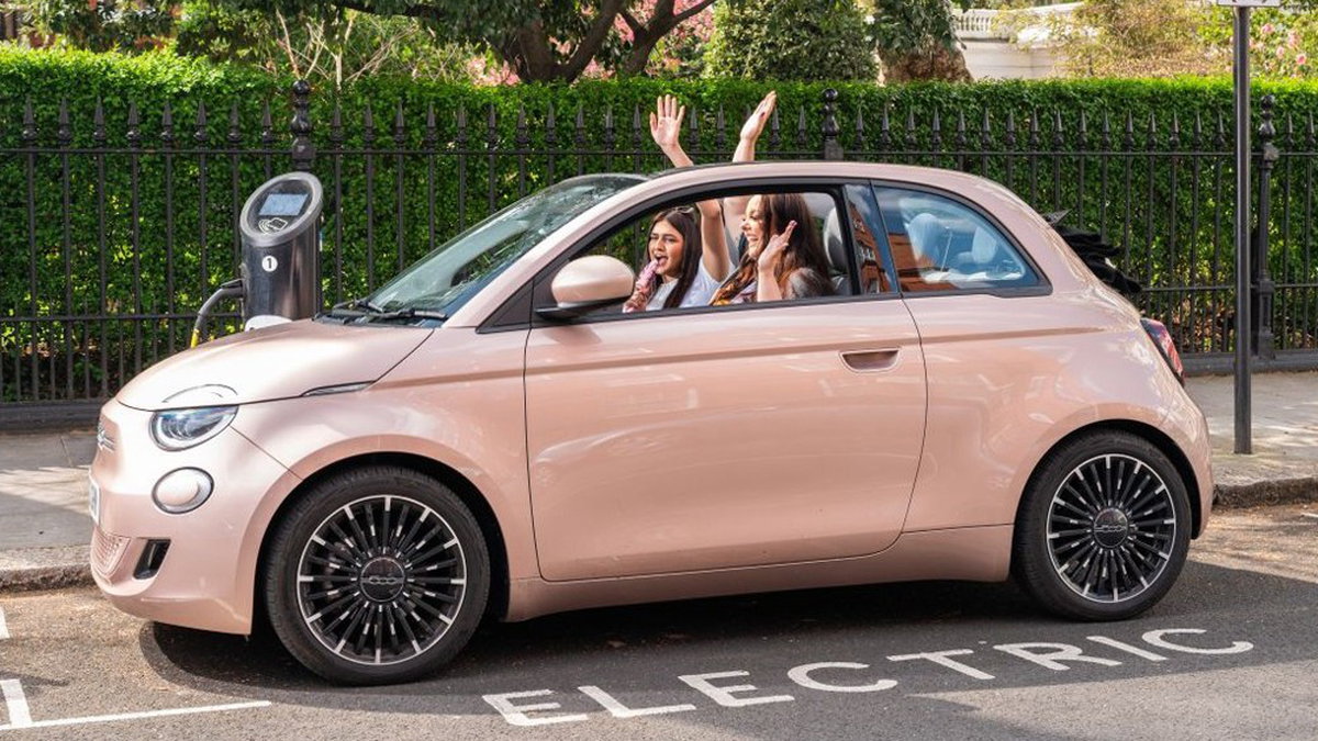 240307171217_FIAT 500E