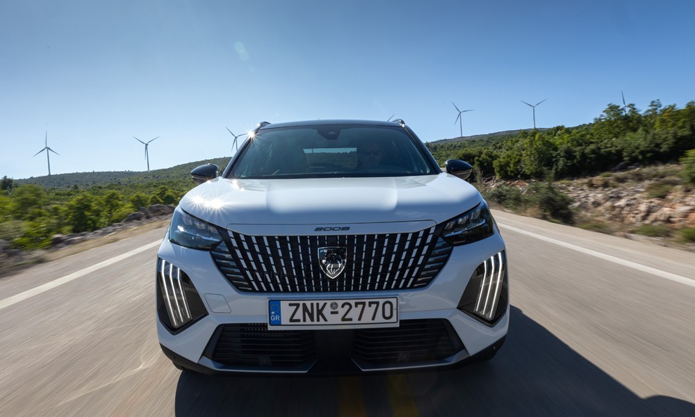 Δοκιμή: Peugeot 2008 1.2 PureTech 130 PS EAT8