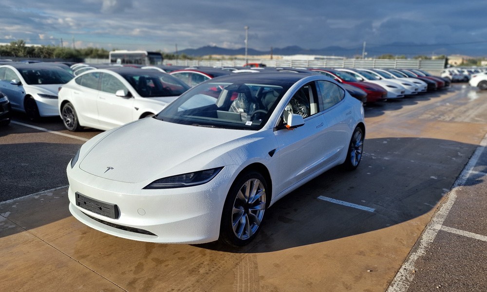 ΦΩΤΟ: Τα πρώτα νέα Tesla Model 3 ήρθαν Ελλάδα